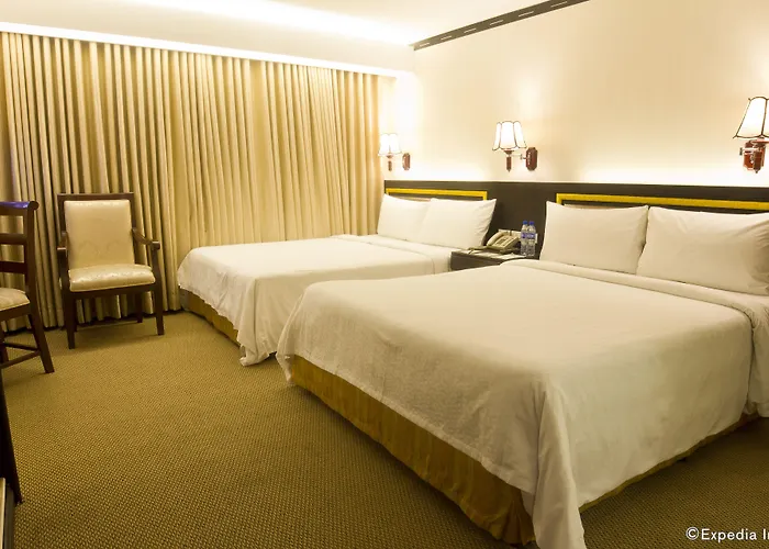 Bayview Park Hotel