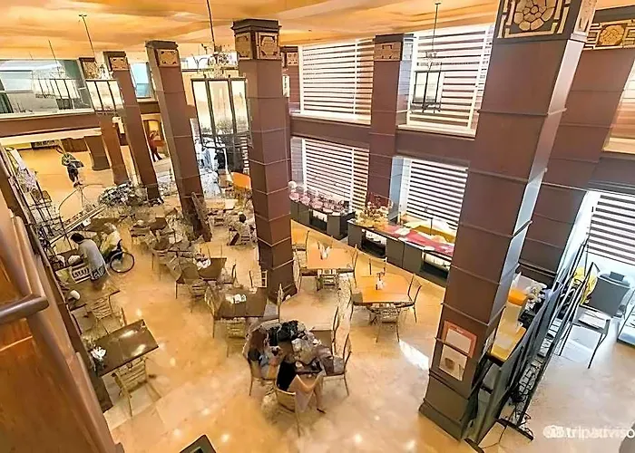 Bayview Park Hotel